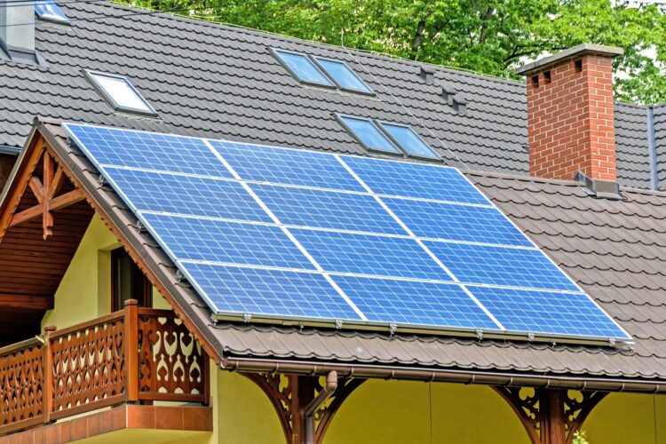 Solar Power Efficiency vs. Wind Energy Reliability: Which Is the Sustainable Champion?